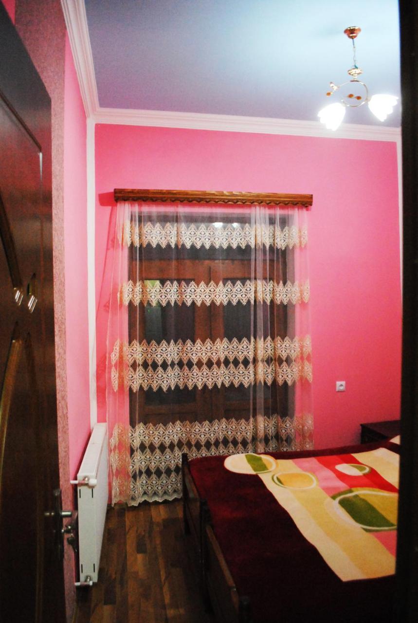 Apartament Giorgi Bordżomi Zewnętrze zdjęcie